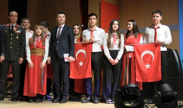 İstiklal Marşı'nın 105. Yılı Edirne'de törenle kutlandı