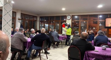 Jandarma Salarlı’da trafik kurallarını anlattı