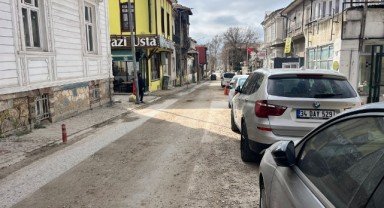 Kaleiçi’nde altyapı çalışmaları tepkilere neden oldu
