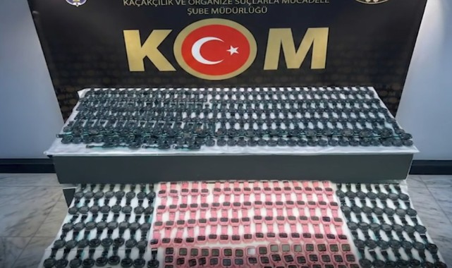 KOM ekipleri piyasa değeri 2 milyon lira olan kaçak ürün ele geçirdi