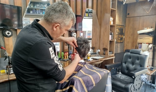 Kuaför ve Berberlerden bayram mesaisi