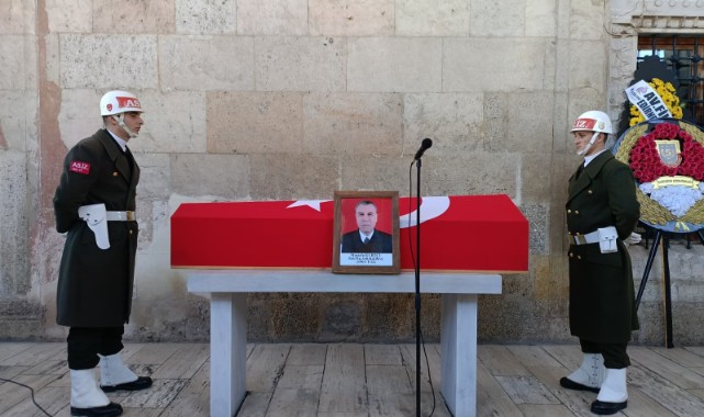 Kurtçu, son yolculuğuna resmi törenle uğurlandı