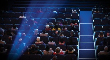 Ödüllü eski filmler yeniden beyaz perdeye taşınıyor