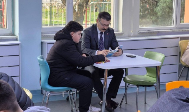 Sait Faik’in eserleri Lalapaşa’da öğrencilerle buluştu