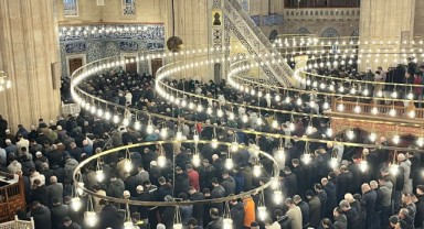 Selimiye Camii bayramda doldu taştı