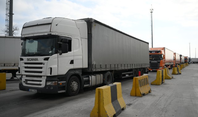 Tır şoförleri Kapıkule'nin kuzeyine açılacak yeni gümrük kapısından umutlu