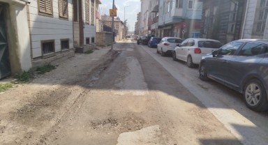 Vatandaşlara “Belediyenin hizmetleri yeterli mi?” diye sorduk