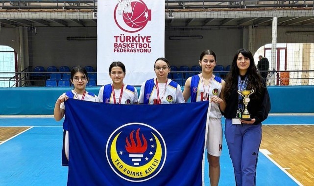 Yıldız Kızlar Parkede Başardı: TED Edirne Koleji Üçüncü