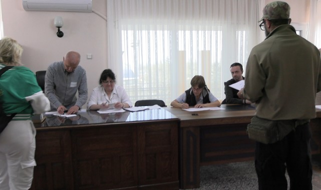 Çifte vatandaşlar erken seçim için sandık başına gitti