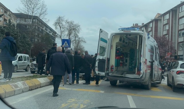 Edirne’de yaya geçidinde kaza kameraya yansıdı