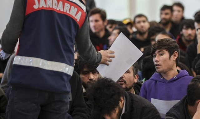Edirne ve Kırklareli'nde 12 düzensiz göçmen yakalandı