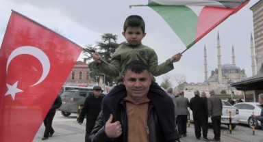 Eski Cami Önünde Filistin İçin Dayanışma Çağrısı