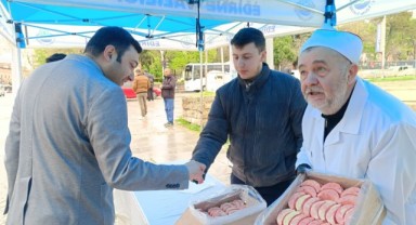 “Kurabiyeci Dede” vatandaşları Kakava Şenlikleri’ne davet etti