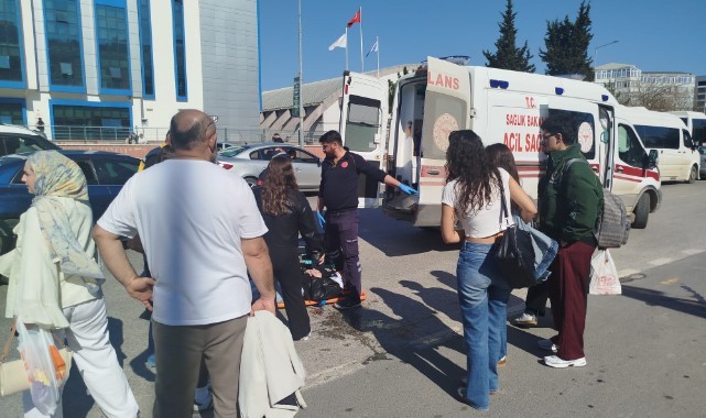 Motosiklet karşıdan karşıya geçmeye çalışan yayaya çarptı