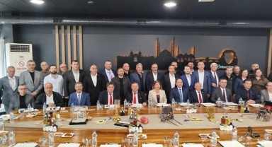 Özden adaylığını açıkladı