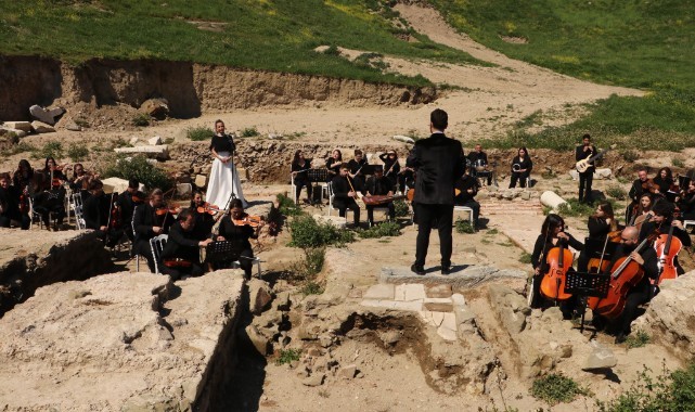 Perinthos Antik Kenti'nde yaklaşık 2 bin yıl sonra müzik yankılandı