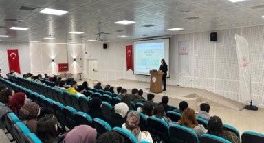 Sıfır atık bilinci yurtlarda anlatıldı