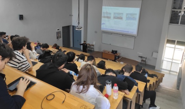 Üniversitelilere Afet Farkındalık Eğitimi verildi