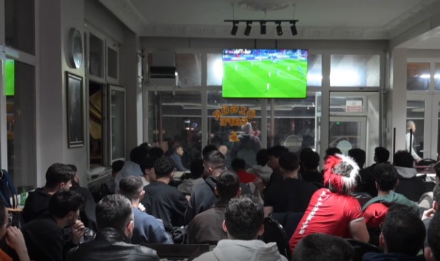 Vatandaşlar A Milli Takım'ın zaferini kutladı