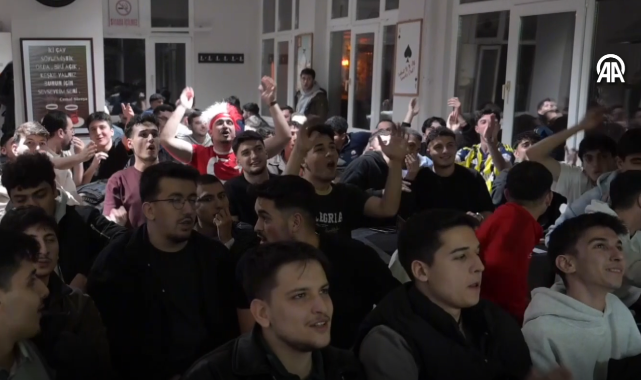 Vatandaşlar A Milli Takım'ın zaferini kutladı