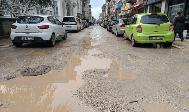 Yağmur yağdı, Kaleiçi yine çöktü