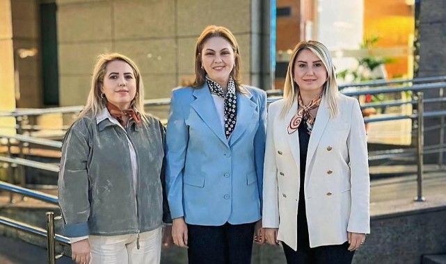 AK Parti İl Başkanı Belgin İba Cumhurbaşkanı Erdoğan başkanlığındaki toplantıya katıldı