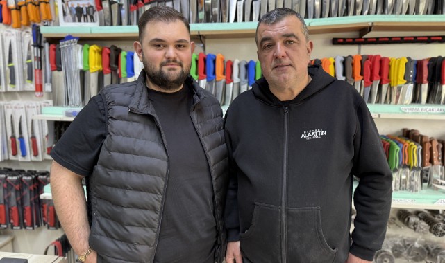 Baba oğul 147 yıllık bıçakçılık geleneğini yaşatıyorlar