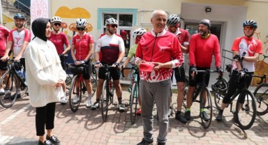 Bisikletçilerin Selanik'ten Samsun'a taşıdığı 
