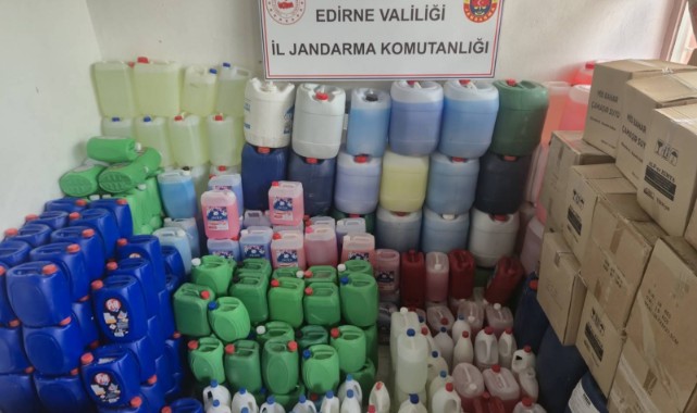 Edirne'de 4 bin 613 litre sahte sıvı deterjan ele geçirildi