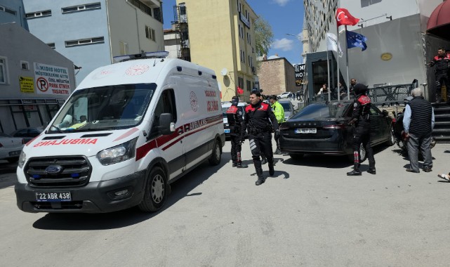 Edirne’de İki Grup Birbirine Girdi: 3 Yaralı