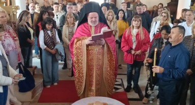 Edirne’deki Aziz Georgi Kilisi’nde yapılacak ayinde kullanılacak dil krize neden oldu.