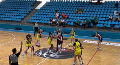 Edirne'deki şampiyonada Fenerbahçe ve TED Ankara Koleji karşılaştı