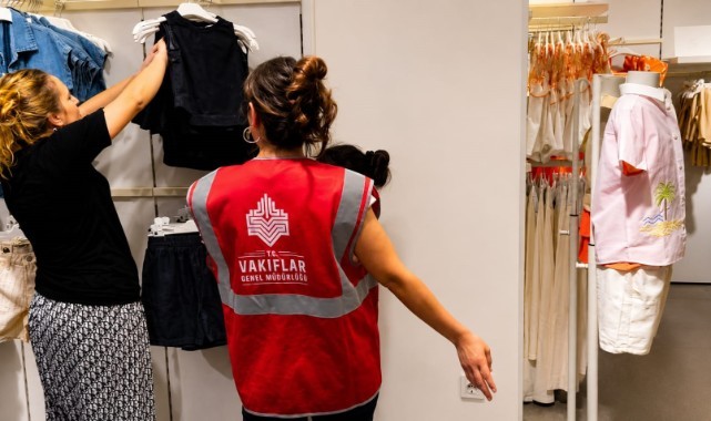 Edirne Vakıflar Bölge Müdürlüğü’nden 287 çocuğa bayram sevinci