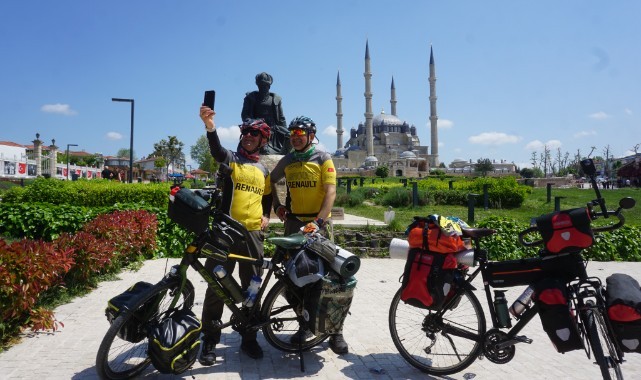 Emekliliği spor ve keşifle geçiriyorlar
