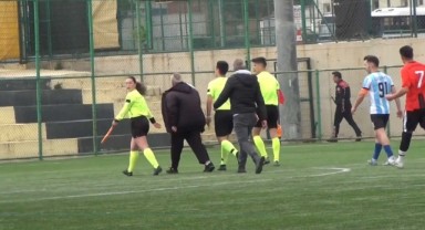 Futbolcu hakeme yumruk attı