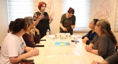 Hasta yakınları sanatsal faaliyetlerle moral buluyor