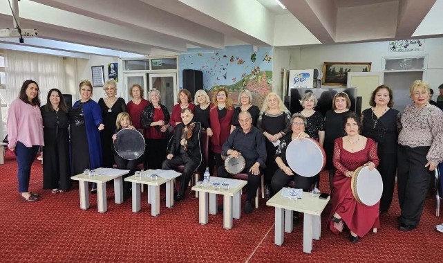 Huzurevinde Türk Sanat Müziği konseri