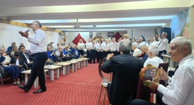 Huzurevinde Türk Sanat Müziği ve Rumeli Ezgileri