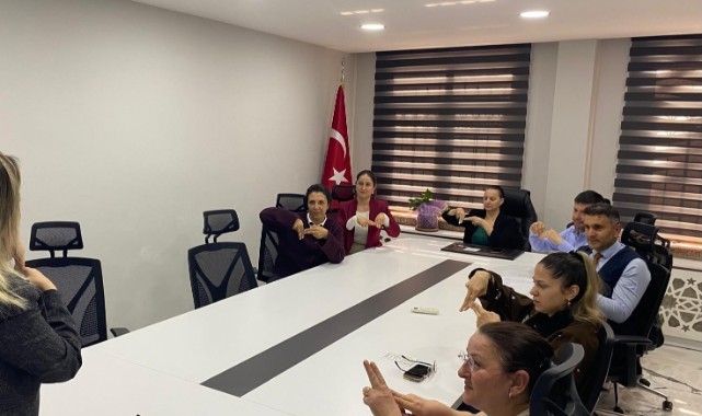  İşaret dilinden aile eğitimine geniş