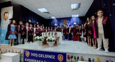 Kadripaşa’da ilkokul öğrencilerinin mezuniyeti törenle kutlandı