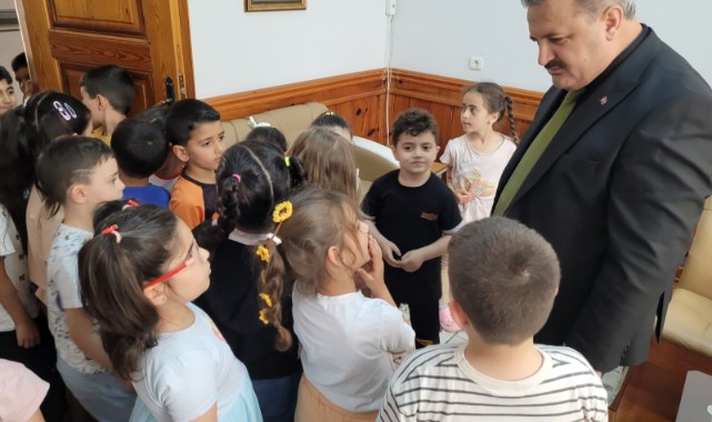Minik yüreklerden Gazze’ye kurban bağışı