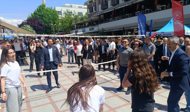 Öğrenciler çeşitli spor branşlarını Saraçlar’da tanıttı