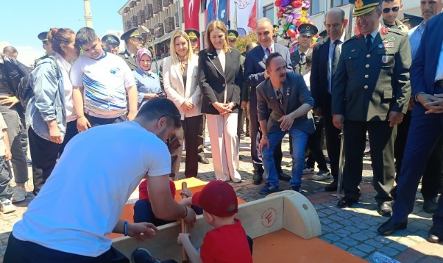 Öğrenciler çeşitli spor branşlarını Saraçlar’da tanıttı