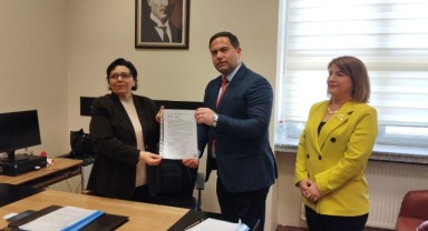 Özen’e mazbata töreni düzenlendi