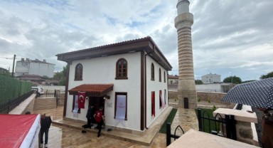 Şeyh Şüceaddin Cami cuma namazıyla yeniden ibadete açıldı