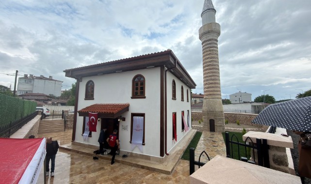 Şeyh Şüceaddin Cami cuma namazıyla yeniden ibadete açıldı
