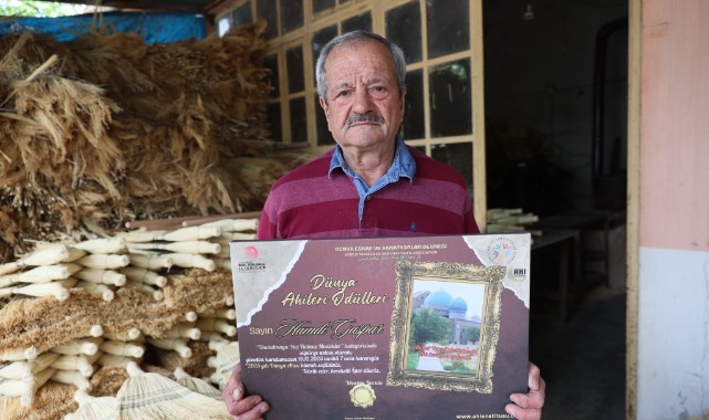 Süpürge ustası, çırak bulamamaktan yakınıyor