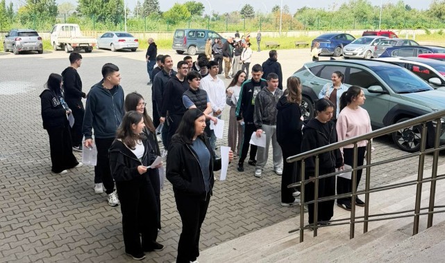 TED’li öğrencilerden YKS öncesi gerçek sınav deneyimi