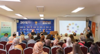 AK Parti Edirne’de “Çevre Bilinci ve Sıfır Atık” eğitimi düzenlendi
