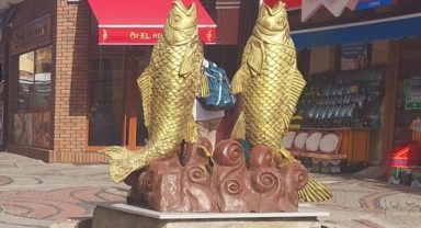 Balık Heykeli de yerinden alındı